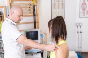 What Causes Shoulder Pain When Lifting Your Arm? 7 Key Reasons Explained